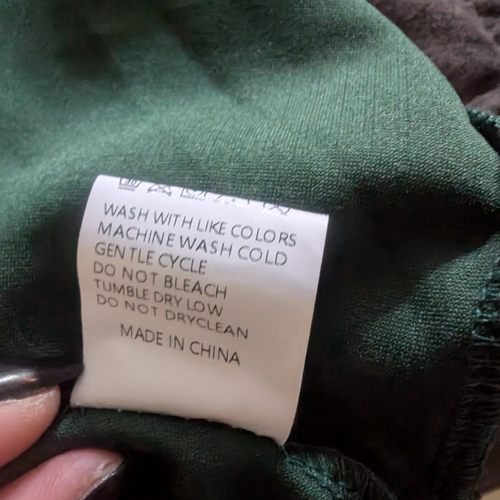 Long Sleev Green Ribbed Ruffle Detail Dress - Picture 5 of 5